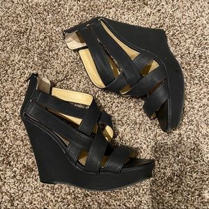 Chinese Laundry Black Strappy Wedges